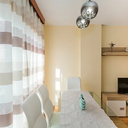 Apartment Sunhome Carlos Haya Flat Malaga